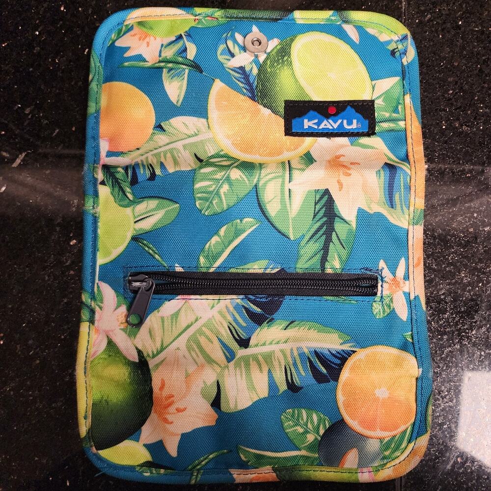 KAVU Mondo Spender Trifold Wallet Tropical Fruit Oranges/Limes